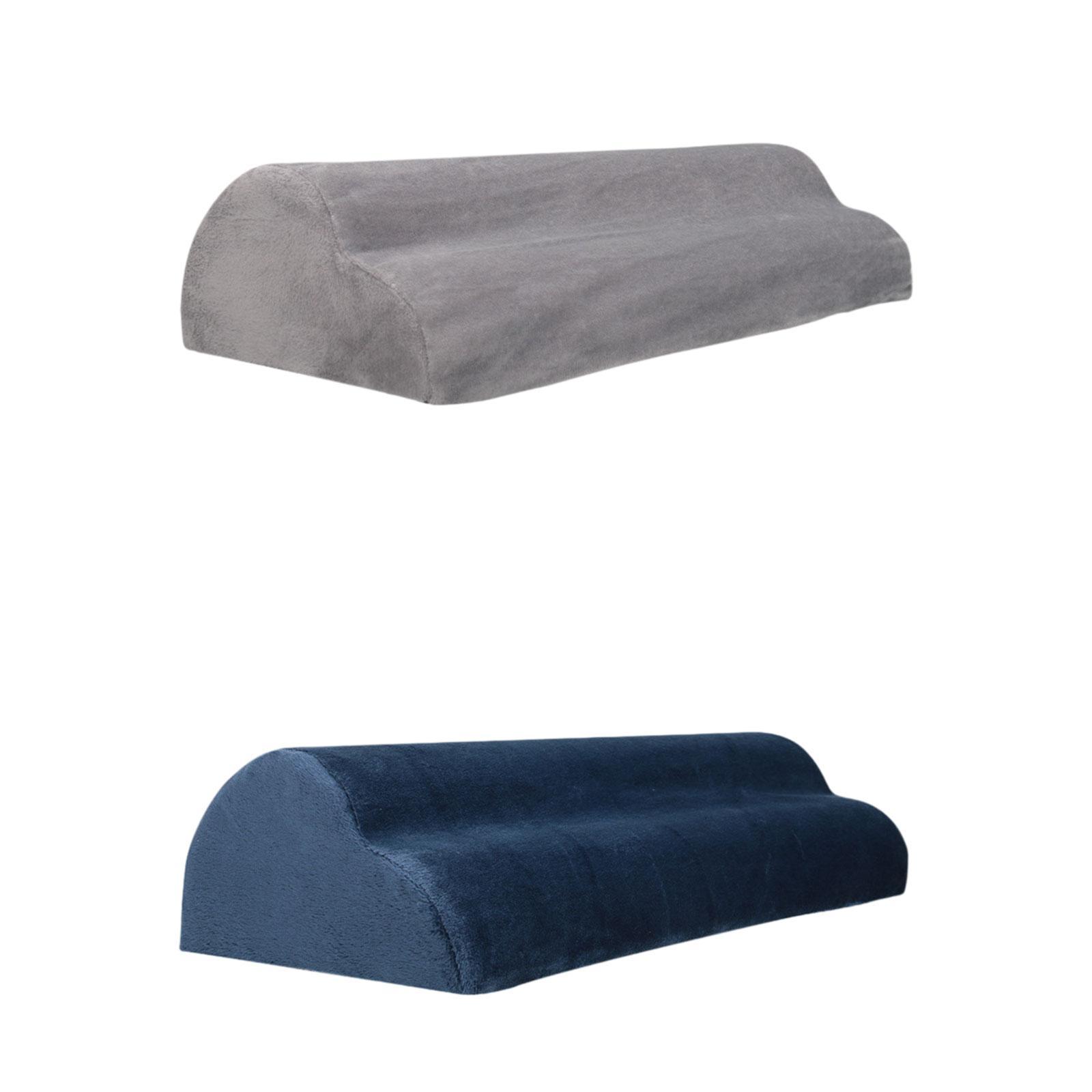 Travel Accessories Under $20 - Descanso para os pés para sob